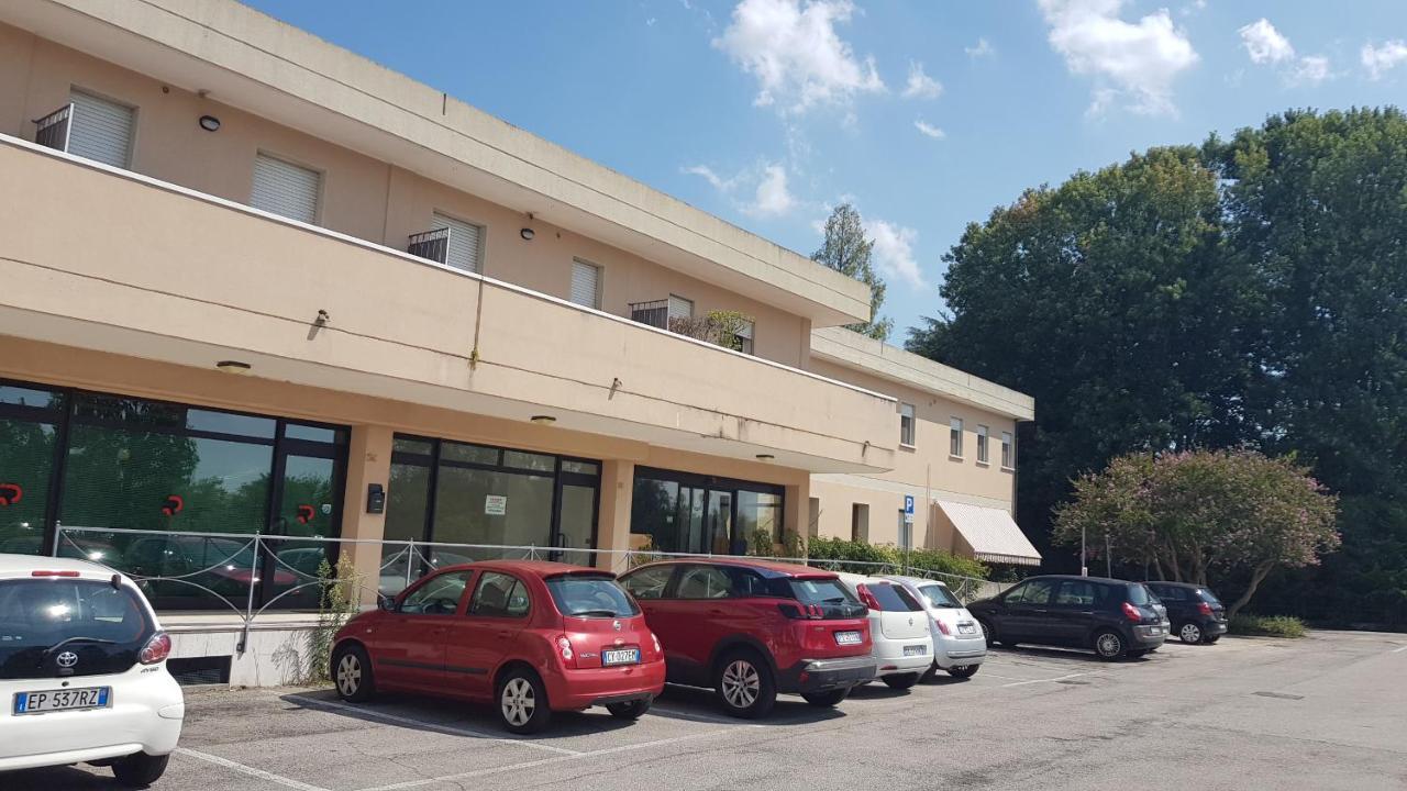 Only The Best 2 La Suite Per Il Tuo Soggiorno Tra Venezia E Treviso Preganziol Bagian luar foto